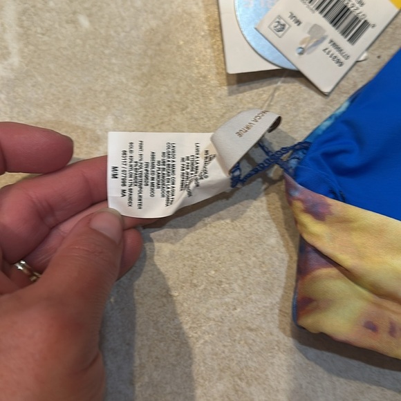 NWT! Becca Over the Rainbow Tie Dye Bralette Bikini Top M Reversible - Picture 8 of 8
